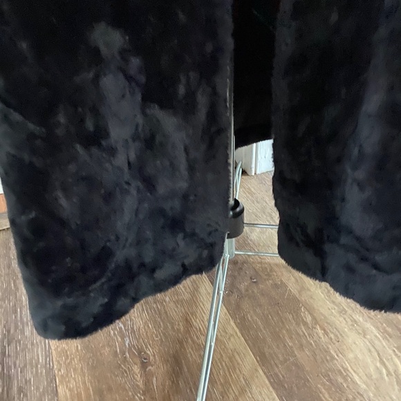 Coat - Picture 4 of 5